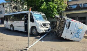 Otro choque de camión urbano, ahora en la 5 de Mayo de Culiacán; hay tres lesionados