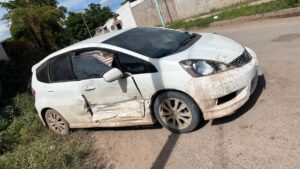 choque entre dos vehiculos en guasave