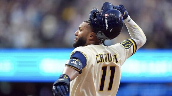 Chourio vuelve a vestirse de héroe y los Brewers ponen contra las cuerdas a los Padres