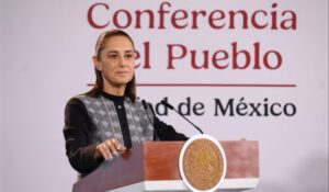‘Tengo que ser muy cuidadosa’, señala Sheinbaum al pronunciarse sobre las declaraciones de AMLO en su libro ‘Pueblo’