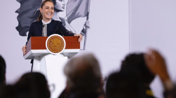 Sheinbaum rechaza ‘dedazo’ en la dirigencia del SNTSS y respalda incremento salarial del 8% a trabajadores del IMSS