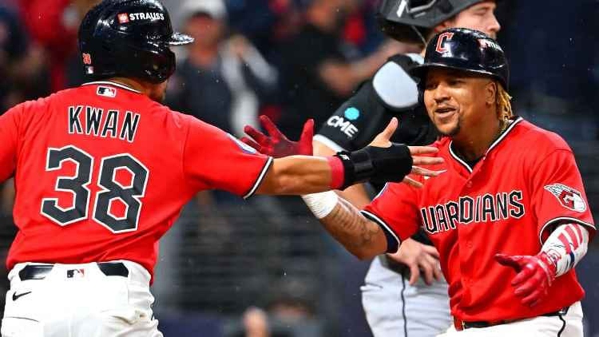 Cleveland derrota a White Sox y avanza hacia la Serie Mundial