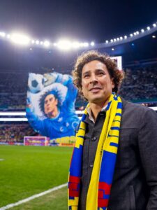 Club América homenajea a Memo Ochoa