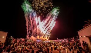 ¡Mazatlán, Sinaloa, canta frente al mar! Fuegos artificiales y 750 asistentes inauguran el Festival Cultural 2026