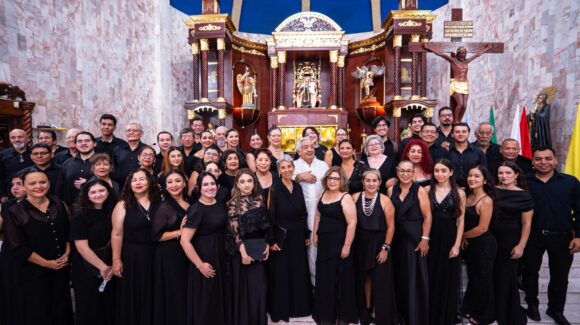 ¡La música hizo vibrar la fe! Coro Ángela Peralta lleva un mensaje de paz a la colonia Juárez, en Mazatlán, Sinaloa