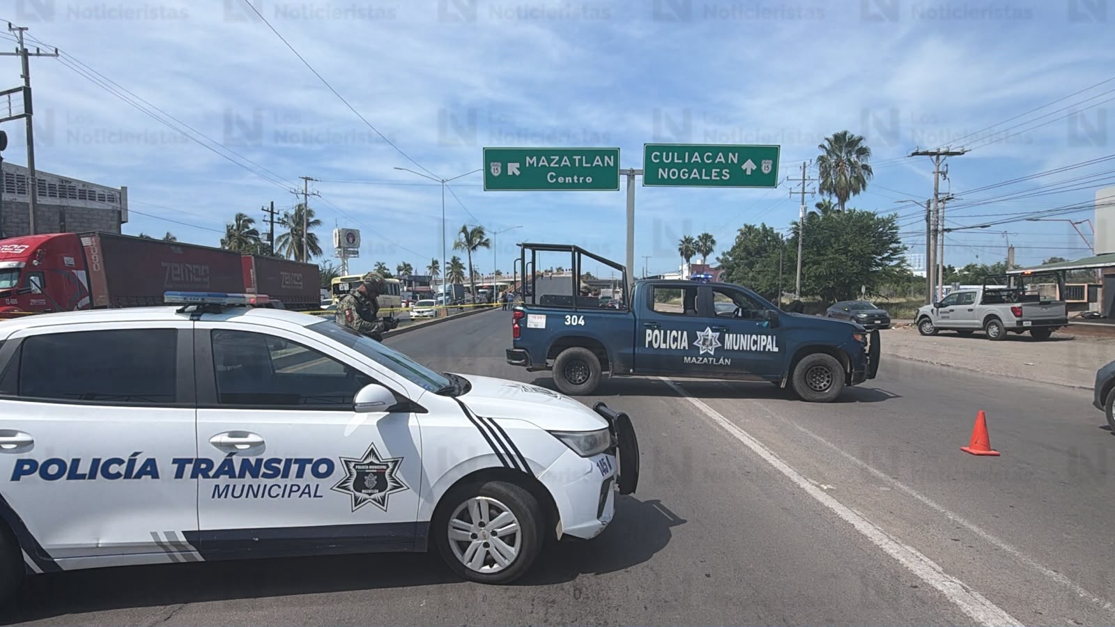 Un conductor resulta herido de bala cerca de puente vehicular al norte de Mazatlán