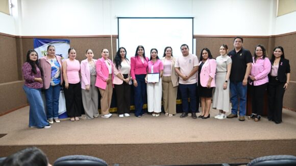 La Unidad de Bienestar Universitario y el Ayuntamiento de Culiacán concientizan a estudiantes de Trabajo Social sobre la prevención del cáncer de mama