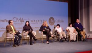 De los abucheos al éxito: cuatro historias de vida inspiran en el Congreso “Educación desde las Artes” en Mazatlán, Sinaloa