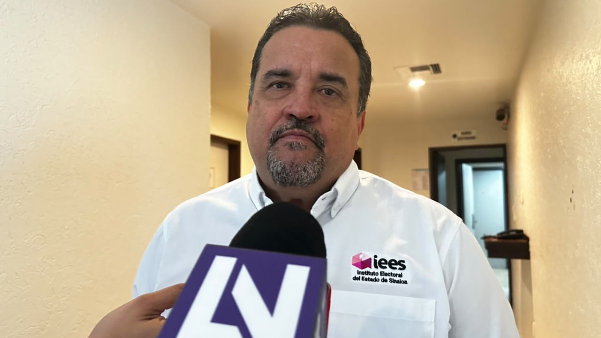 consejero presidente del iees arturo fajardo mejia