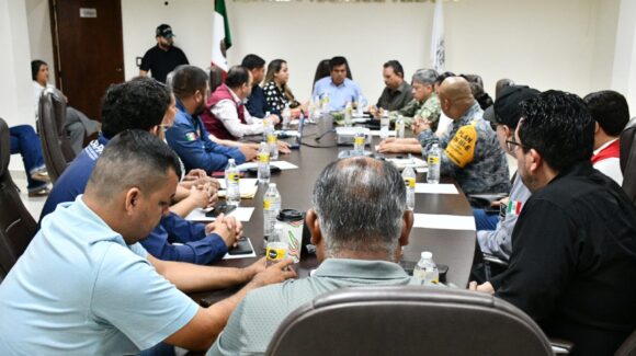 Mocorito activa sesión permanente de Protección Civil ante el huracán “Simón”; dispone de 18 refugios temporales