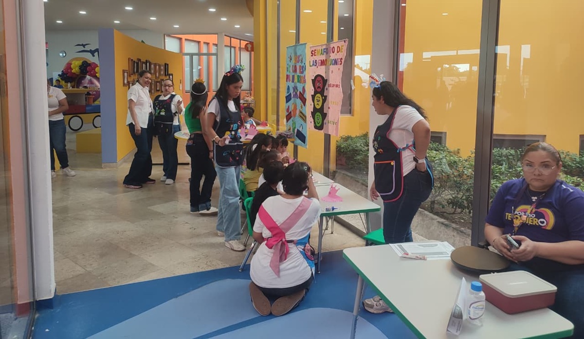 CRIT Sinaloa realiza kermés y abre sus puertas para mostrar sus servicios