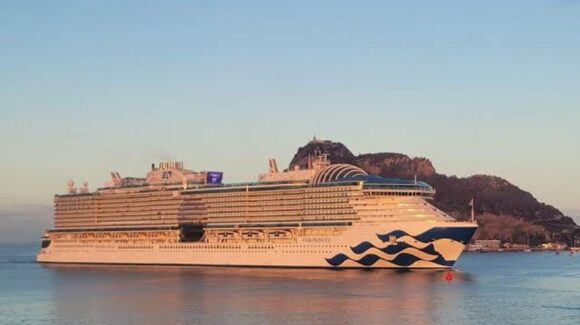 Se previenen las navieras por fenómeno meteorológico “Simón” y obliga a cancelar arribos a Mazatlán, Sinaloa