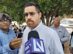 Secretario de Salud, Cuitlahuac Gonzalez