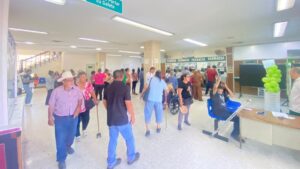 derechohabiente del imss en guasave clausura simbolicamente la instalacion adultos
