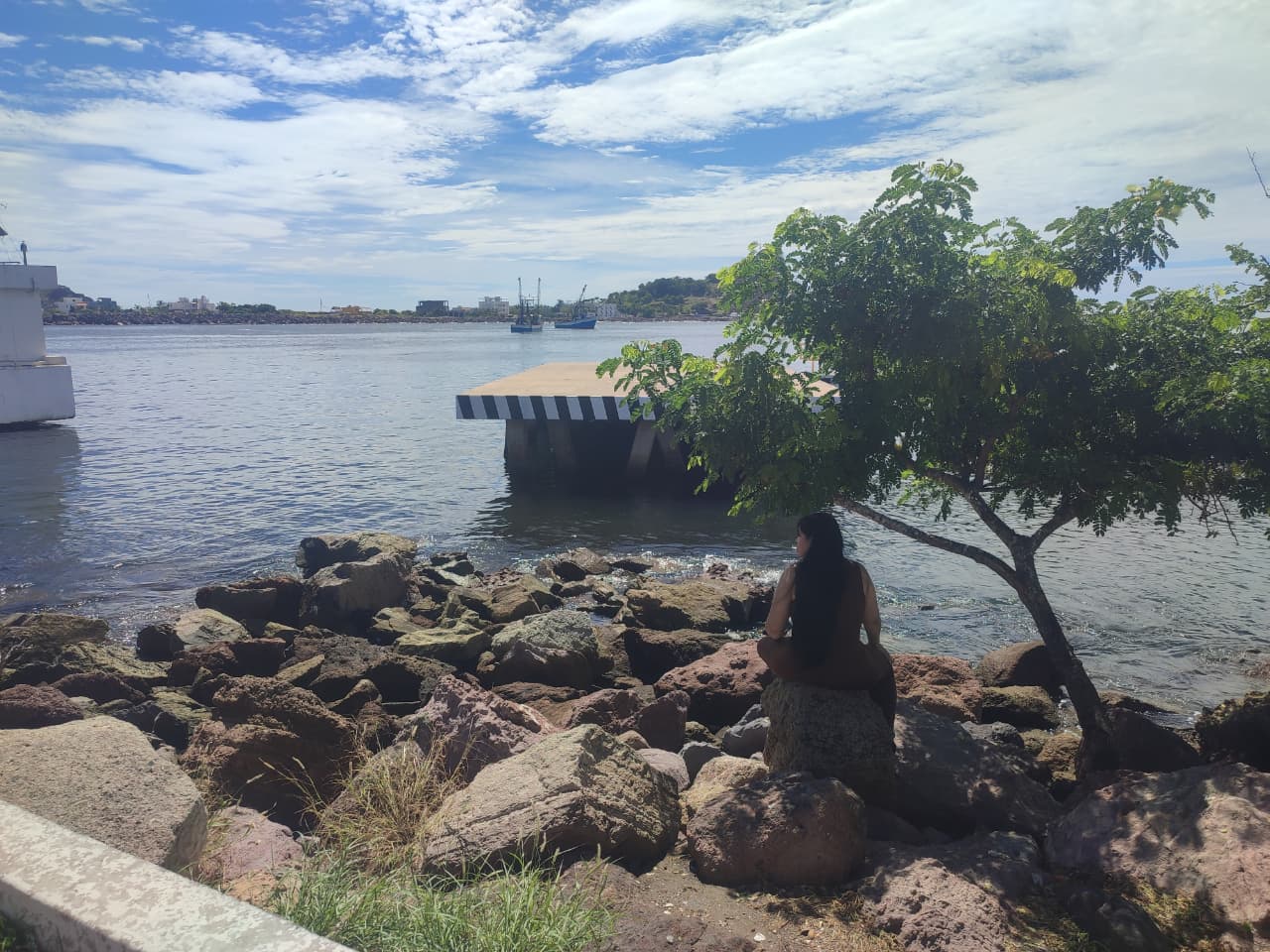 Familiares en Mazatlán despiden a sus pescadores