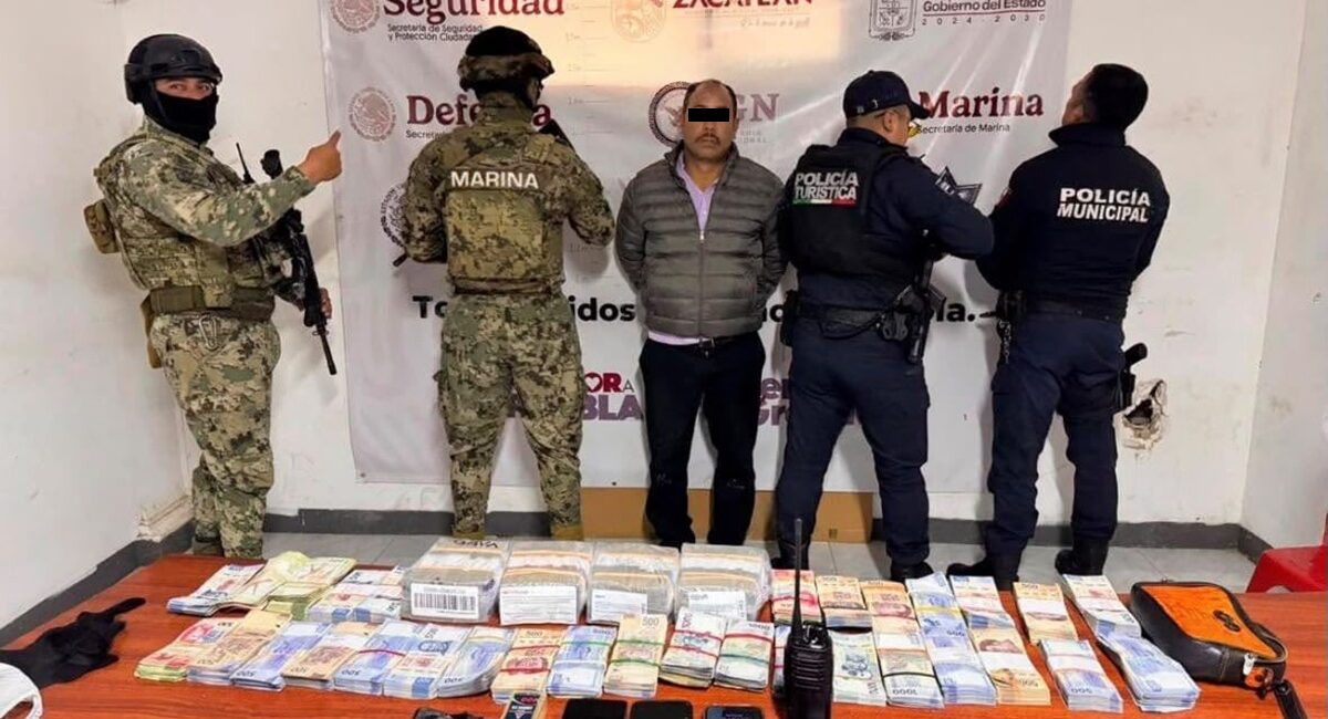 Con dinero y armas, vuelve a caer ‘El Moco’, exalcalde electo de Chignahuapan y presunto ‘huachicolero’, en Puebla