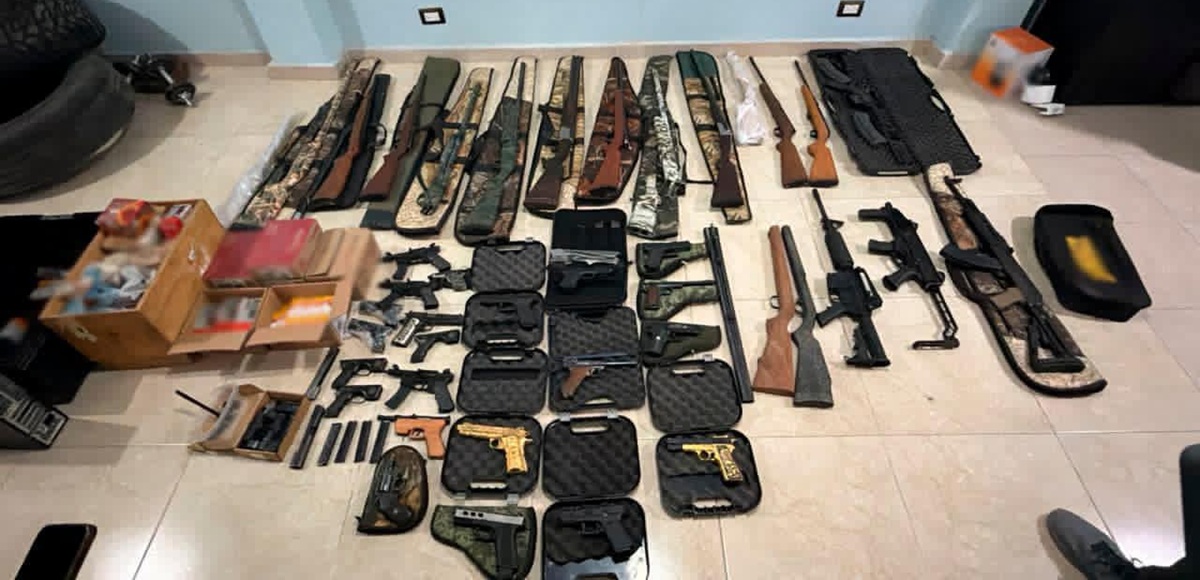 Detenciones y decomisol de armas en Puebla y Ciudad de México