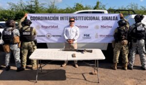 Ejército inhabilita dos campamentos clandestinos en Concordia, Sinaloa; asegura armas y droga