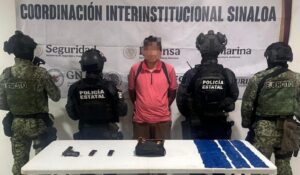 Detienen a hombre armado con pistola calibre .45 y 222 dosis de presunto cristal en Zona Dorada de Mazatlán, Sinaloa