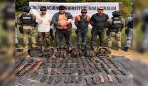 Operativos en Mazatlán dejan seis detenidos y aseguran armas y granadas artesanales