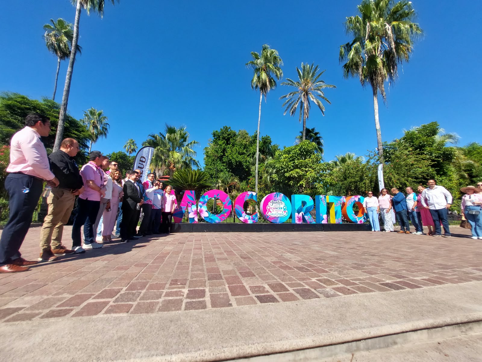 Develan letras alusivas al cáncer de mama en Mocorito