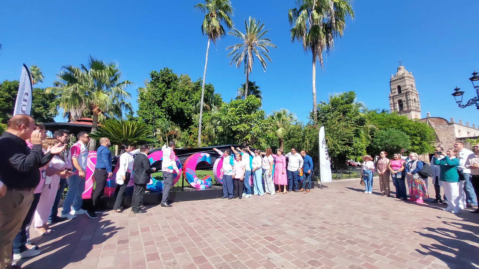 Develan letras alusivas al cáncer de mama en Mocorito