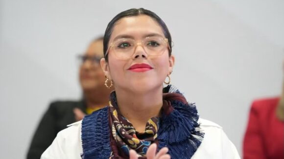 La diputada local Sthefany Rea se registra en proceso interno de Morena para la Coordinación Federal del Distrito 07 de Sinaloa