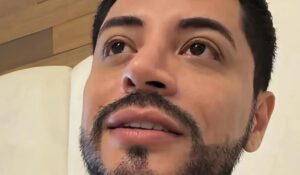 ¿Cuánto le llegó? Eduin Caz reclama cobros excesivos en sus recibos de luz y agua (video)