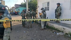 Ejecutan a balazos a un joven en su domicilio en la colonia Felicidad, en Mazatlán