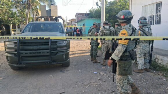 Ejecutan a balazos a un joven en su domicilio en la colonia Felicidad, en Mazatlán, Sinaloa