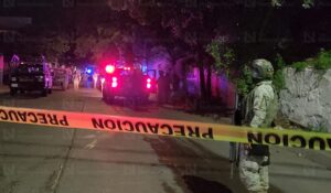 Asesinado y con mensaje, encuentran a hombre en la vía pública de la colonia 5 de Mayo en Culiacán, Sinaloa