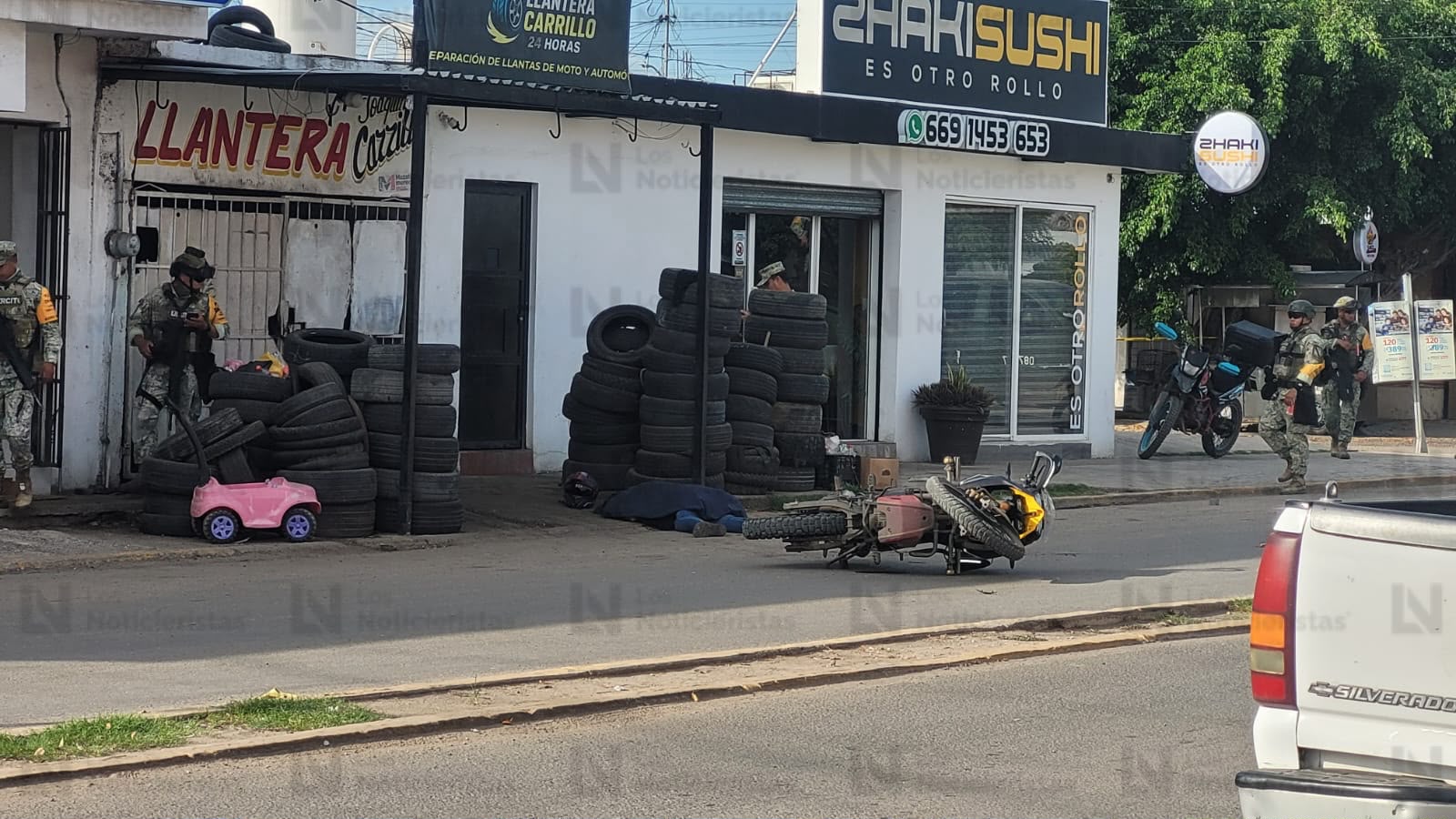 Ejecutan a balazos a una mujer en el fraccionamiento San Joaquín, en Mazatlán