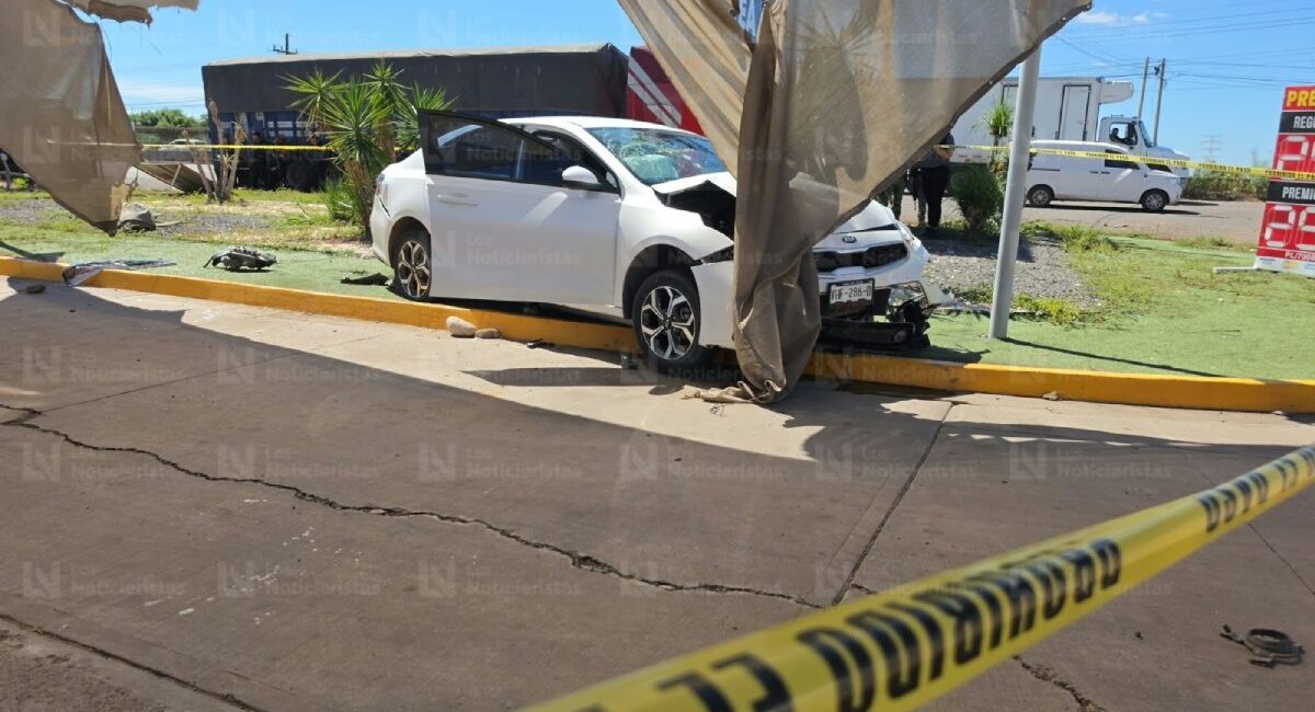 Ejecutan a balazos a automovilista en gasolinera del ‘Trébol’ en Campo El Diez en Culiacán