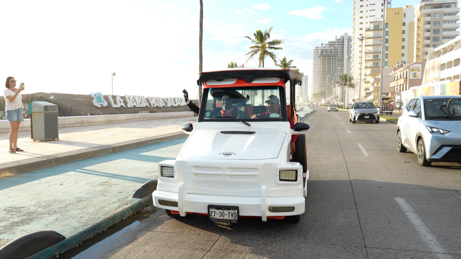 "El Charro" González recorre los atractivos de Mazatlán