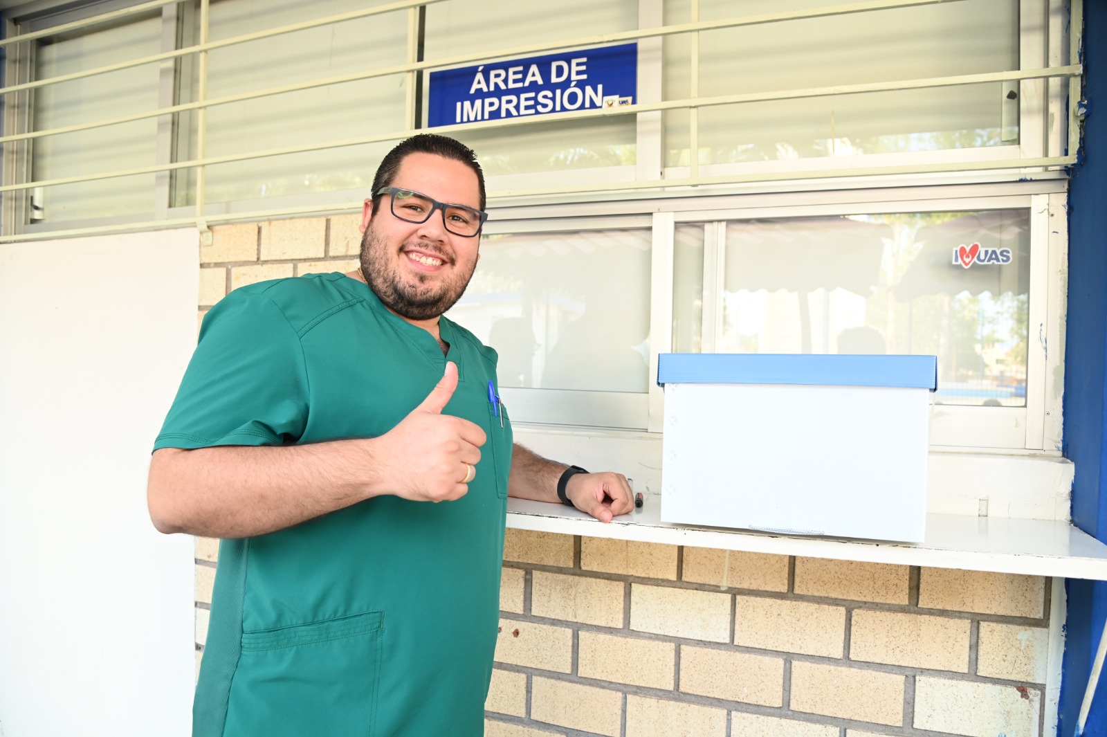 Se realizan votaciones del Suntuas sección Académicos.