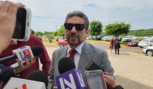 “Pudo haber estado quien sea”: Eligio López defiende elección del PT para presidir Mesa Directiva