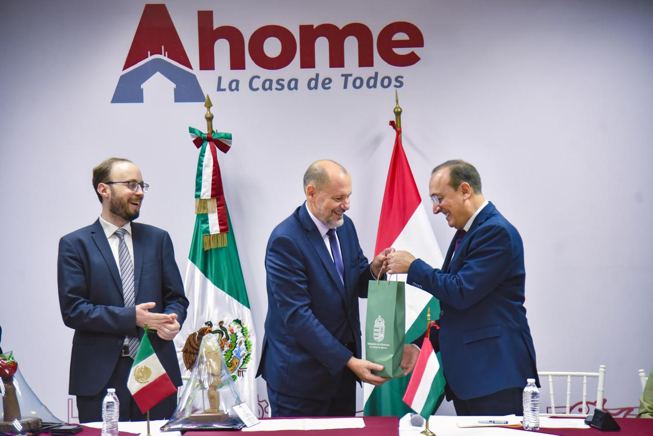 Embajador de Hungría visita Ahome