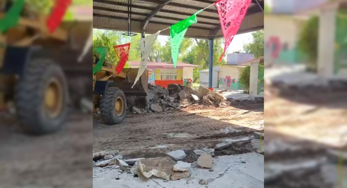 Tras manifestaciones, entran máquinas al kínder Octavio Paz de la San Fernando en Los Mochis