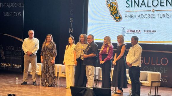 Orgullo Sinaloense reconoce a embajadores turísticos; premian lo mejor de gastronomía y hotelería