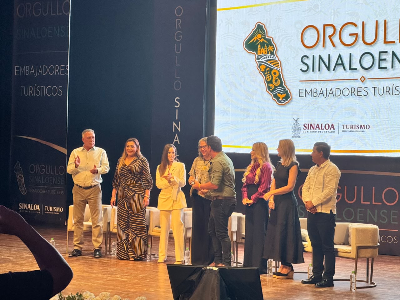 Entrega de reconocimientos Orgullo Sinaloense