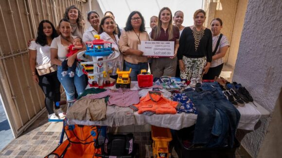 Mujeres tianguistas de Culiacán, Sinaloa, reciben respaldo económico para fortalecer sus negocios