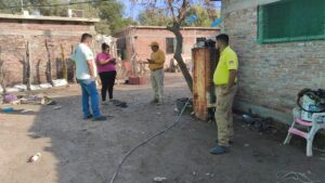 Entregan apoyos económicos a los afectados por mar de fondo en Guasave