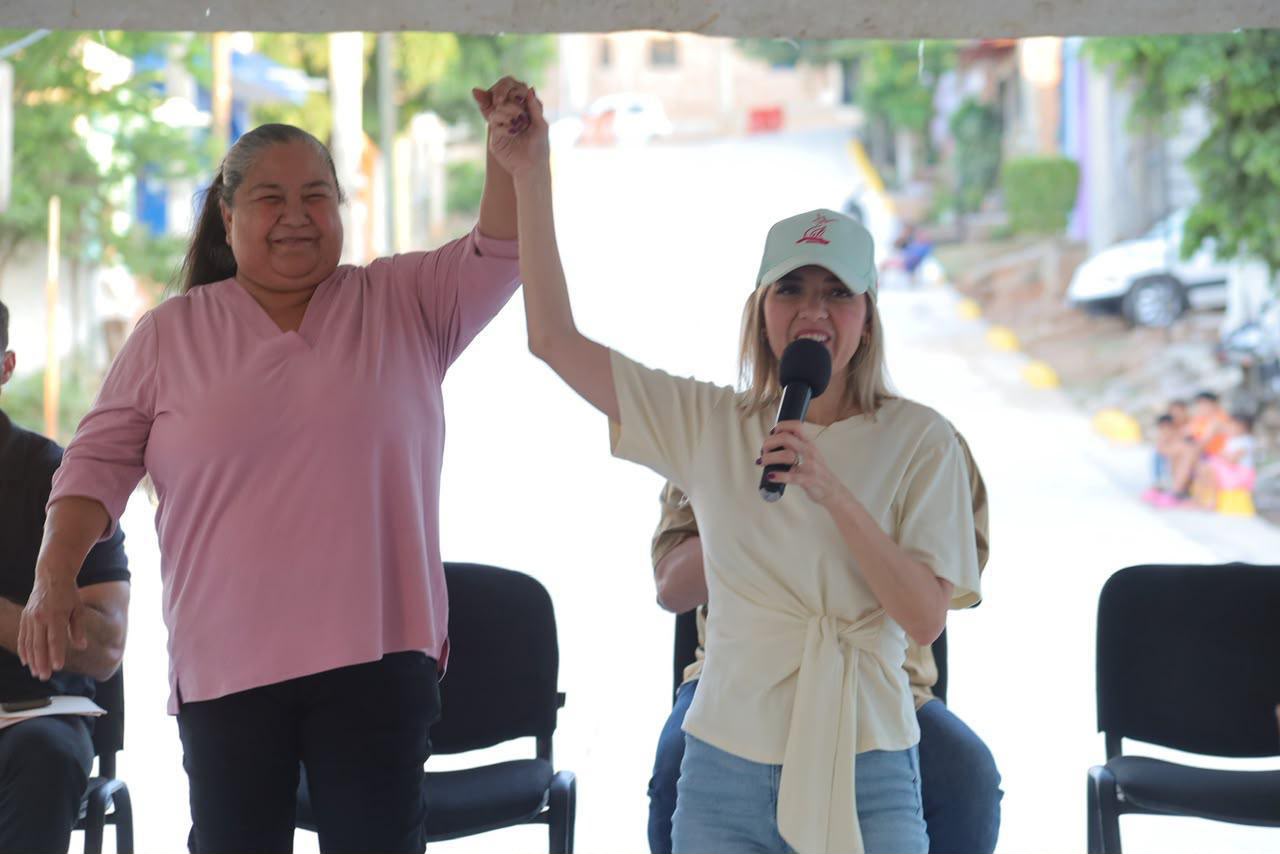 Entregan calle pavimentada en colonia Mazatlán I