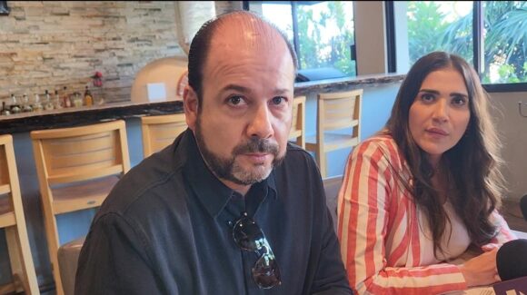 Advierte Paloma Sánchez riesgos de censura con leyes antimemes ante empresarios de Guasave