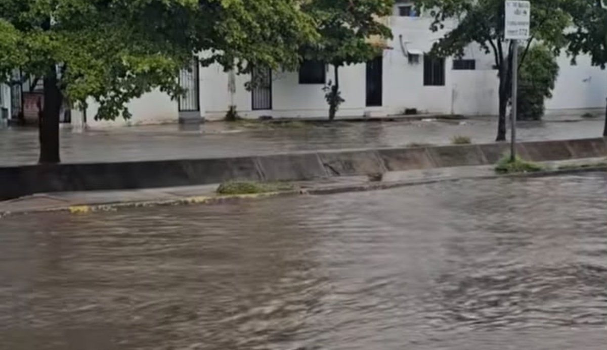 Fuertes lluvias dejan estragos en Mazatlán