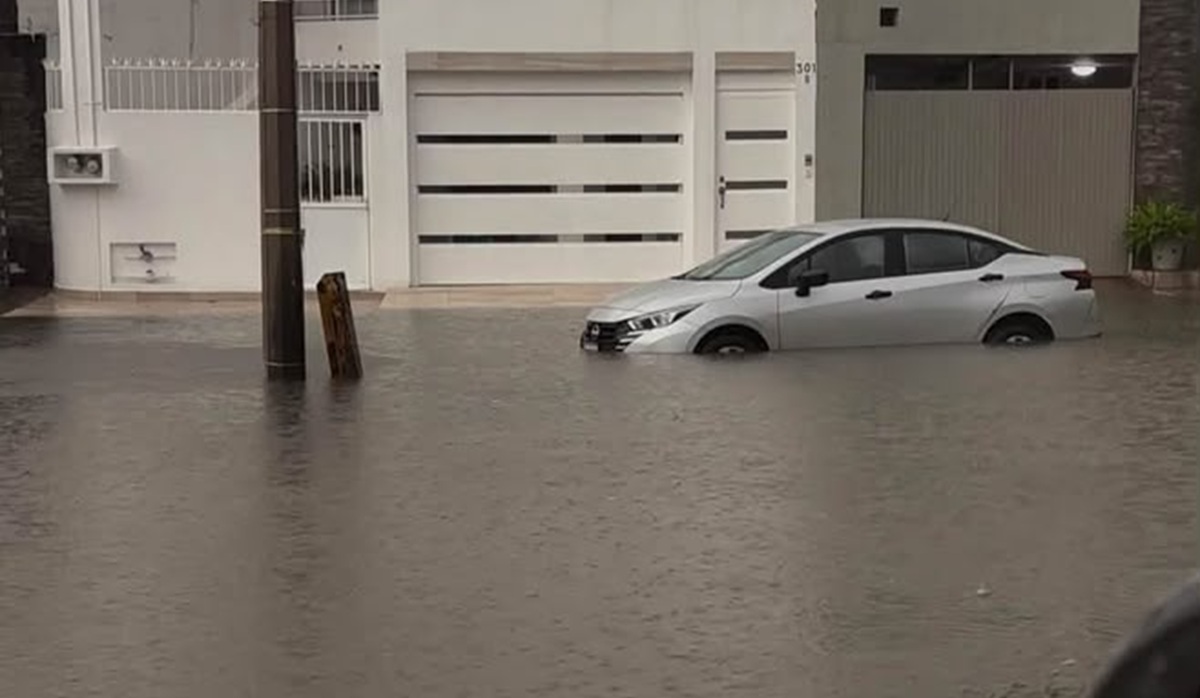 Fuertes lluvias dejan estragos en Mazatlán