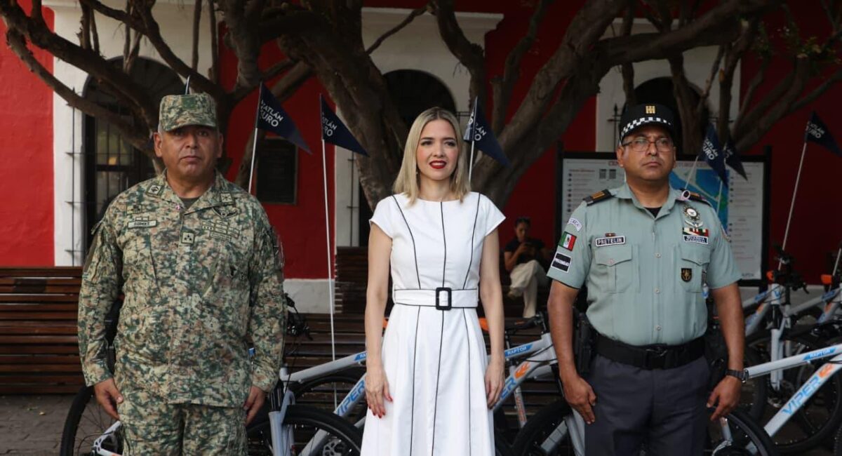 Gobierno de Mazatlán entrega 50 bicicletas a Defensa y Guardia Nacional