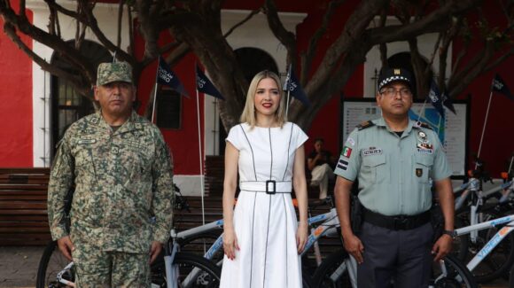 Gobierno de Mazatlán entrega 50 bicicletas a Defensa y Guardia Nacional