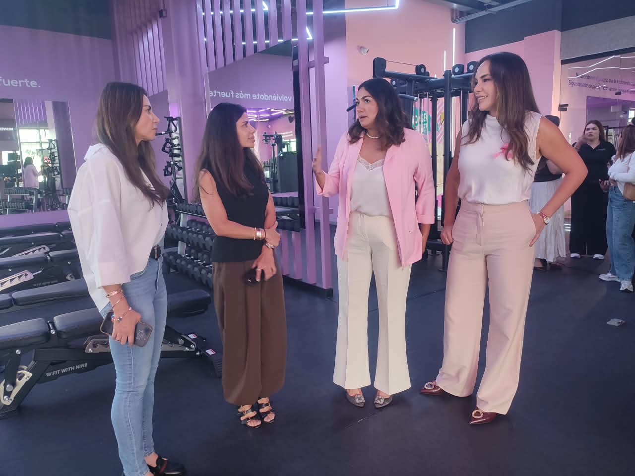 Evento ‘80’s Stronger Together’ en Mazatlán