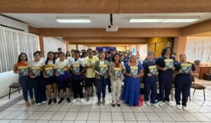 UAS acerca la ciencia y la lectura a estudiantes de Mazatlán, Sinaloa con revista y libros gratis